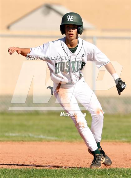 Thumbnail 2 in Cactus Shadows @ Horizon photogallery.