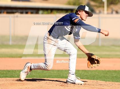 Thumbnail 1 in Cactus Shadows @ Horizon photogallery.