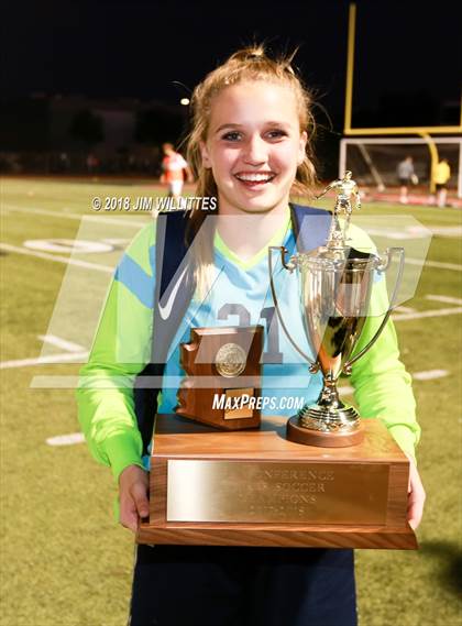 Thumbnail 3 in Casteel vs. Yuma Catholic (AIA 3A Final - Awards Photos) photogallery.