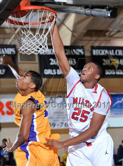 Thumbnail 2 in Milton vs. Norfolk Christian (City of Palms Classic) photogallery.