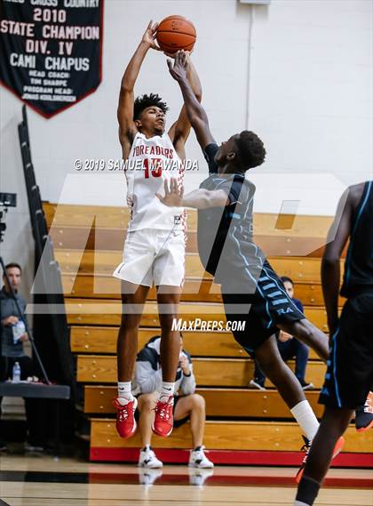 Thumbnail 1 in Taft vs Renaissance Academy (Wolverine invitational) photogallery.