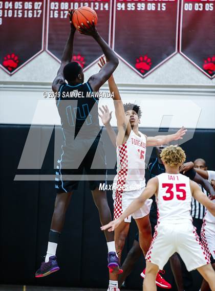 Thumbnail 2 in Taft vs Renaissance Academy (Wolverine invitational) photogallery.