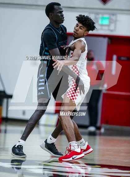 Thumbnail 3 in Taft vs Renaissance Academy (Wolverine invitational) photogallery.