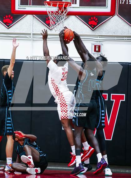 Thumbnail 2 in Taft vs Renaissance Academy (Wolverine invitational) photogallery.