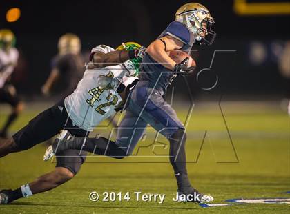 Thumbnail 3 in St. John Bosco vs. Long Beach Poly photogallery.