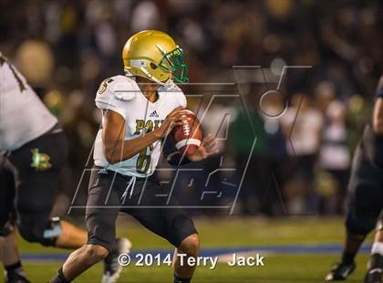 Thumbnail 1 in St. John Bosco vs. Long Beach Poly photogallery.