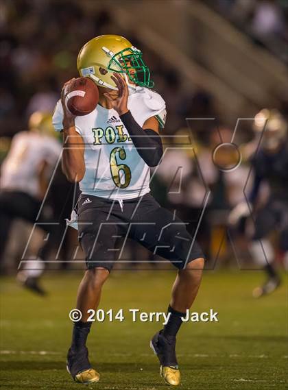 Thumbnail 1 in St. John Bosco vs. Long Beach Poly photogallery.
