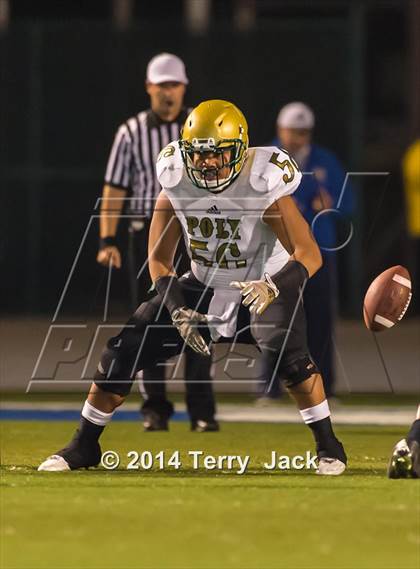 Thumbnail 1 in St. John Bosco vs. Long Beach Poly photogallery.