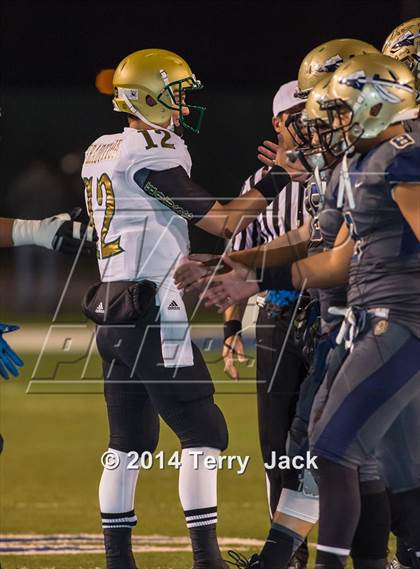 Thumbnail 1 in St. John Bosco vs. Long Beach Poly photogallery.