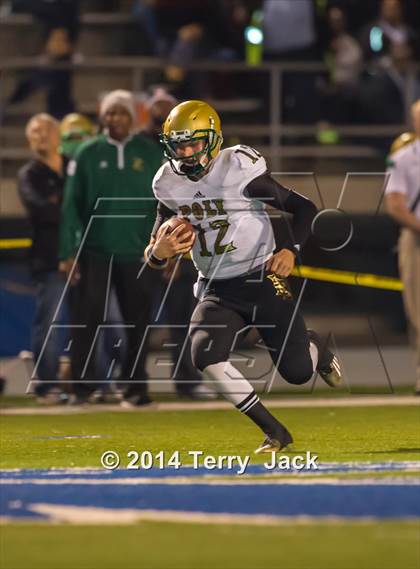 Thumbnail 2 in St. John Bosco vs. Long Beach Poly photogallery.