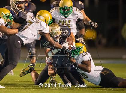 Thumbnail 2 in St. John Bosco vs. Long Beach Poly photogallery.