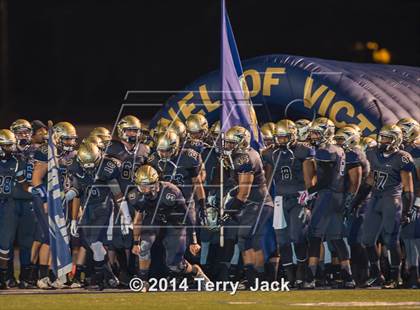 Thumbnail 2 in St. John Bosco vs. Long Beach Poly photogallery.