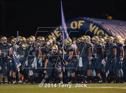 Thumbnail 1 in St. John Bosco vs. Long Beach Poly photogallery.