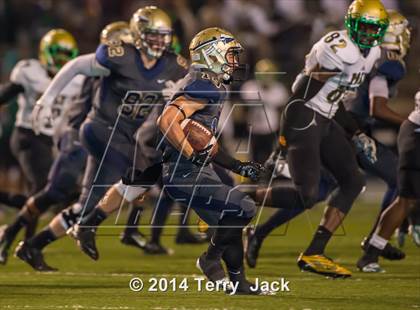 Thumbnail 2 in St. John Bosco vs. Long Beach Poly photogallery.