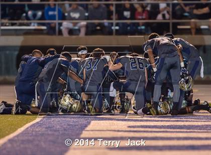 Thumbnail 1 in St. John Bosco vs. Long Beach Poly photogallery.