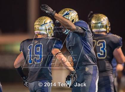 Thumbnail 1 in St. John Bosco vs. Long Beach Poly photogallery.