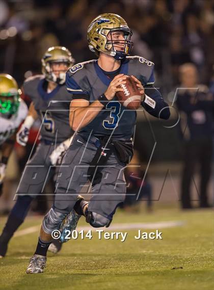 Thumbnail 2 in St. John Bosco vs. Long Beach Poly photogallery.