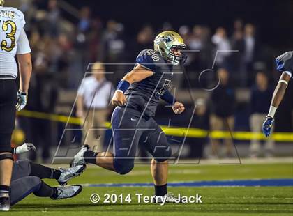 Thumbnail 1 in St. John Bosco vs. Long Beach Poly photogallery.