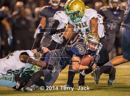 Thumbnail 3 in St. John Bosco vs. Long Beach Poly photogallery.