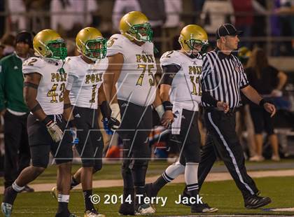 Thumbnail 2 in St. John Bosco vs. Long Beach Poly photogallery.
