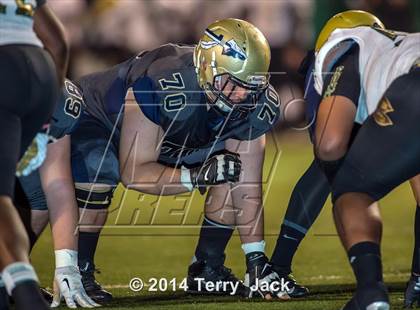 Thumbnail 1 in St. John Bosco vs. Long Beach Poly photogallery.