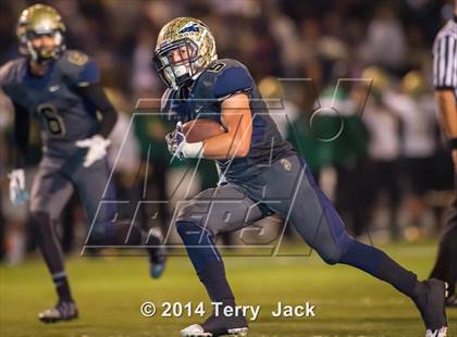 Thumbnail 1 in St. John Bosco vs. Long Beach Poly photogallery.