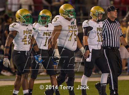 Thumbnail 3 in St. John Bosco vs. Long Beach Poly photogallery.