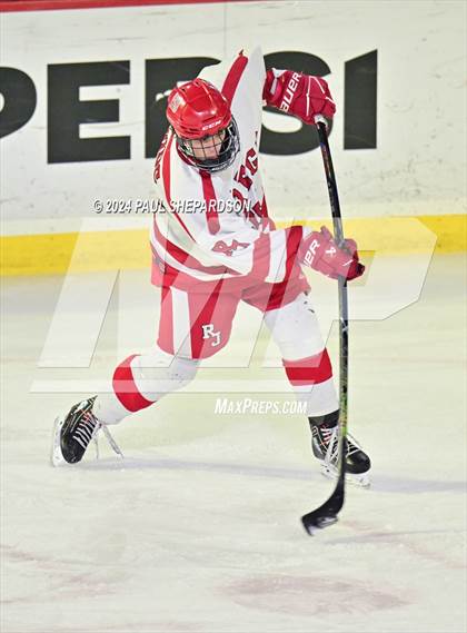 Thumbnail 3 in Regis Jesuit vs. Valor Christian - CHSAA 5A State Finals photogallery.