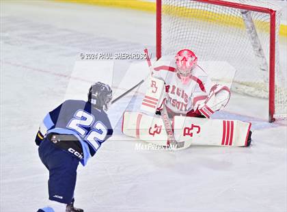 Thumbnail 2 in Regis Jesuit vs. Valor Christian - CHSAA 5A State Finals photogallery.