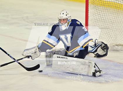 Thumbnail 2 in Regis Jesuit vs. Valor Christian - CHSAA 5A State Finals photogallery.
