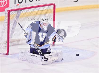 Thumbnail 1 in Regis Jesuit vs. Valor Christian - CHSAA 5A State Finals photogallery.