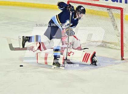 Thumbnail 1 in Regis Jesuit vs. Valor Christian - CHSAA 5A State Finals photogallery.
