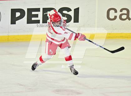 Thumbnail 2 in Regis Jesuit vs. Valor Christian - CHSAA 5A State Finals photogallery.