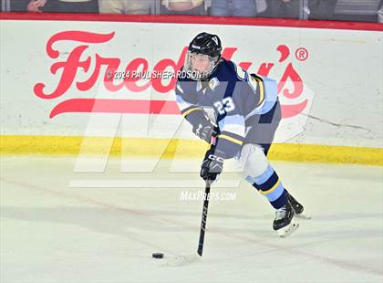 Thumbnail 1 in Regis Jesuit vs. Valor Christian - CHSAA 5A State Finals photogallery.