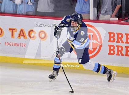 Thumbnail 3 in Regis Jesuit vs. Valor Christian - CHSAA 5A State Finals photogallery.