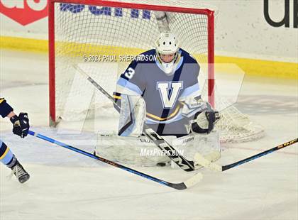 Thumbnail 3 in Regis Jesuit vs. Valor Christian - CHSAA 5A State Finals photogallery.