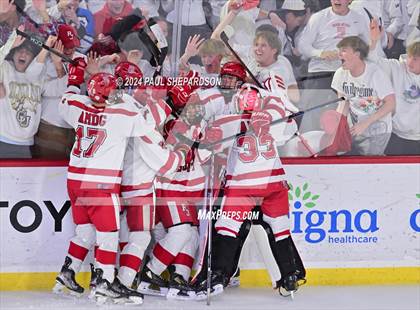 Thumbnail 2 in Regis Jesuit vs. Valor Christian - CHSAA 5A State Finals photogallery.