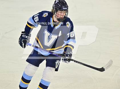 Thumbnail 3 in Regis Jesuit vs. Valor Christian - CHSAA 5A State Finals photogallery.