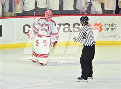 Thumbnail 2 in Regis Jesuit vs. Valor Christian - CHSAA 5A State Finals photogallery.