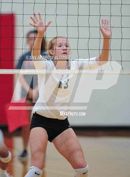 Thumbnail 2 in Mayde Creek vs College Park (KISD/CFISD Varsity Tournament) photogallery.