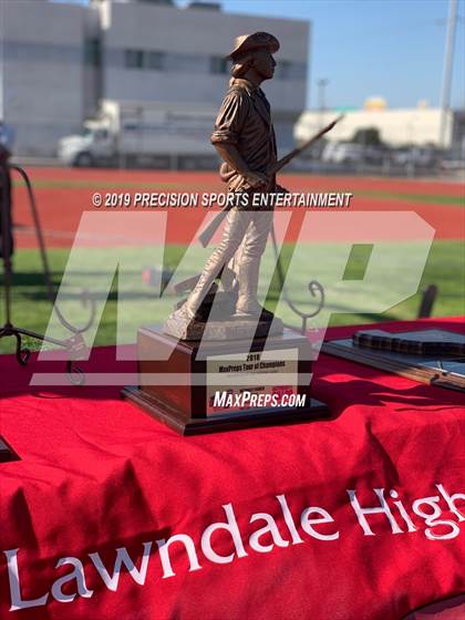 Thumbnail 1 in Lawndale TOC Ceremony photogallery.
