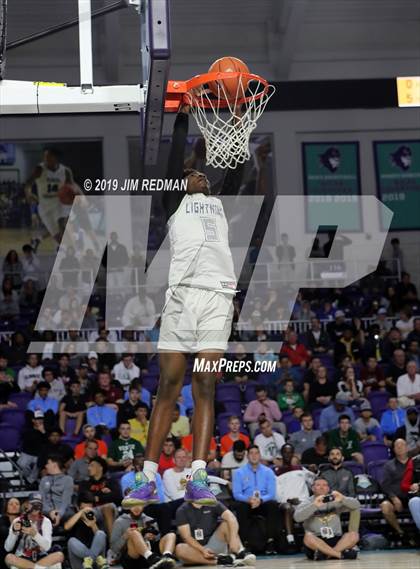 Thumbnail 1 in Slam Dunk Contest (City of Palms Classic) photogallery.