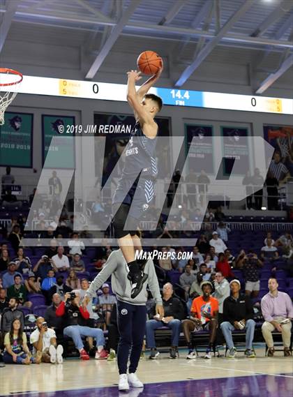 Thumbnail 1 in Slam Dunk Contest (City of Palms Classic) photogallery.