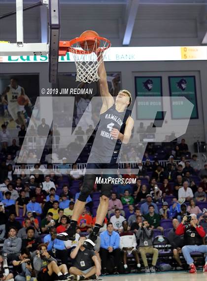Thumbnail 1 in Slam Dunk Contest (City of Palms Classic) photogallery.