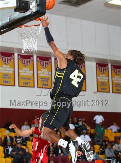 Thumbnail 1 in Animo South Los Angeles vs. View Park (CIF LA City Section Final) photogallery.