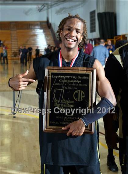 Thumbnail 3 in Animo South Los Angeles vs. View Park (CIF LA City Section Final) photogallery.