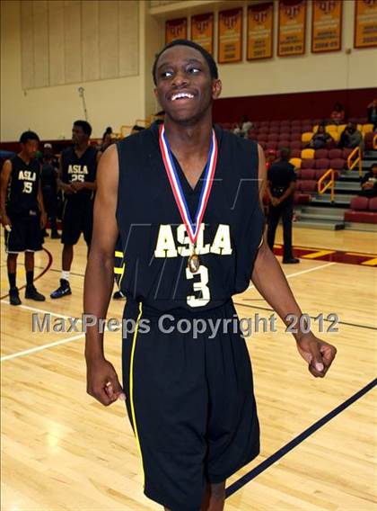 Thumbnail 1 in Animo South Los Angeles vs. View Park (CIF LA City Section Final) photogallery.