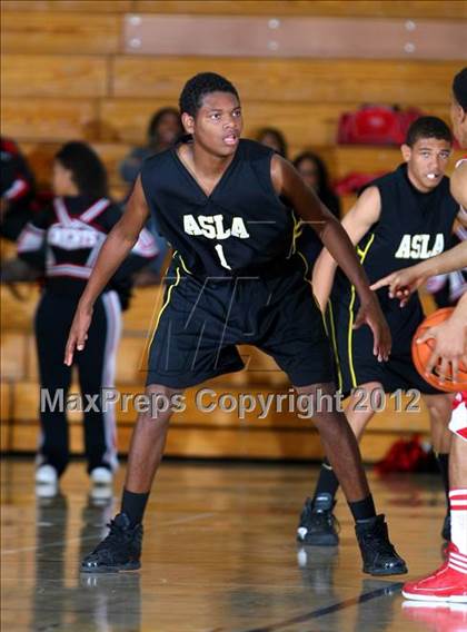 Thumbnail 2 in Animo South Los Angeles vs. View Park (CIF LA City Section Final) photogallery.