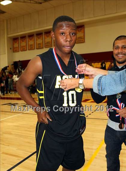 Thumbnail 3 in Animo South Los Angeles vs. View Park (CIF LA City Section Final) photogallery.