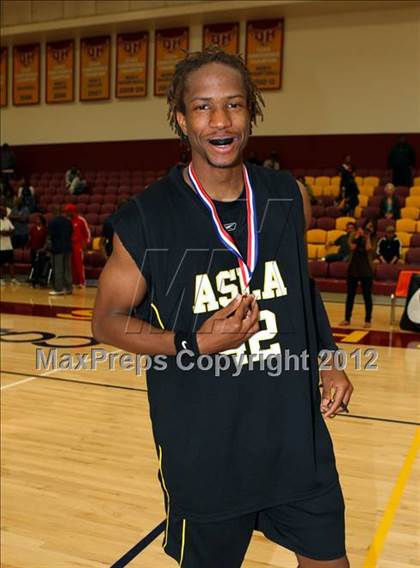 Thumbnail 1 in Animo South Los Angeles vs. View Park (CIF LA City Section Final) photogallery.